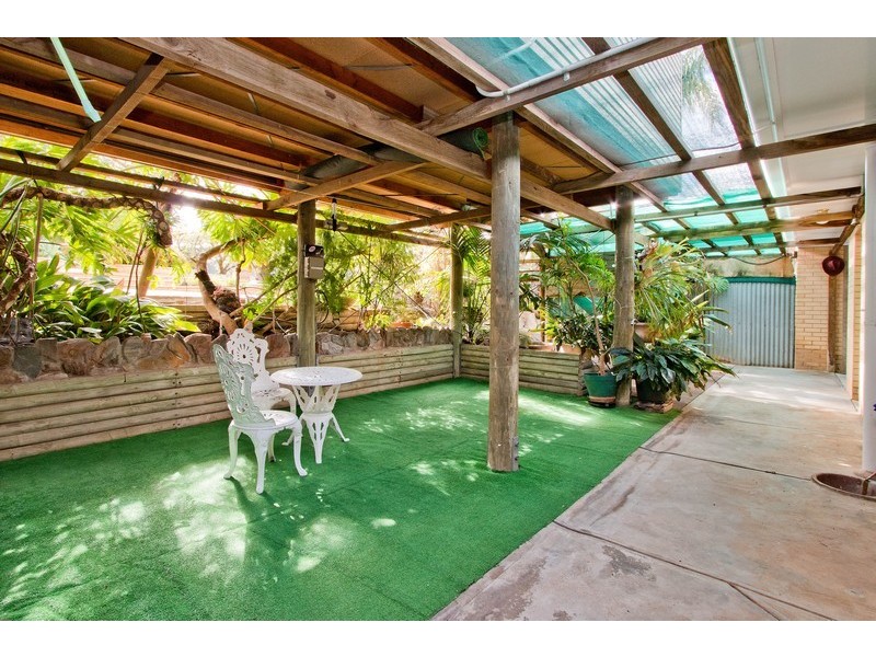 68 Knightsbridge Avenue, Valley View SA 5093