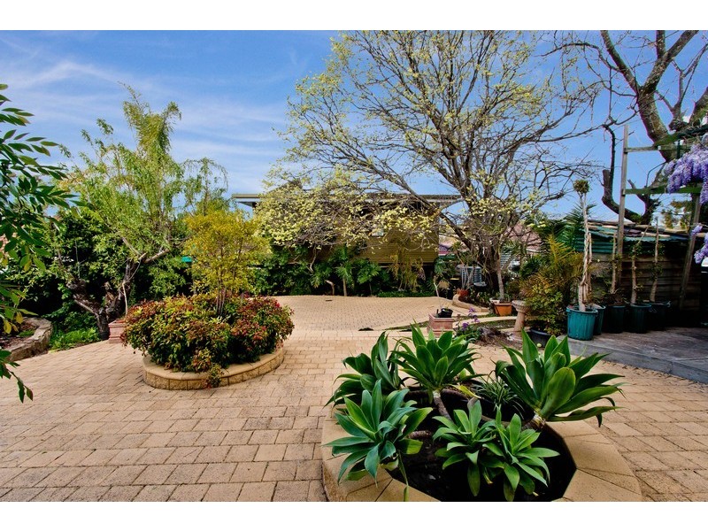 68 Knightsbridge Avenue, Valley View SA 5093