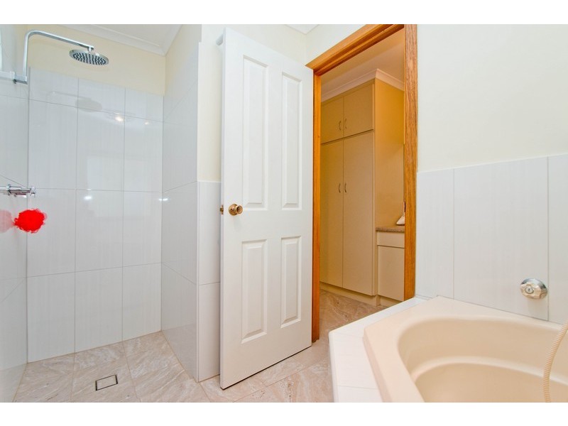 16 Halcyon Avenue, Greenwith SA 5125