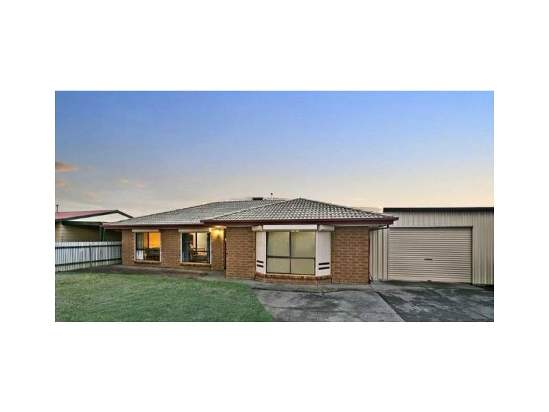10 Maguire Crescent, Burton SA 5110