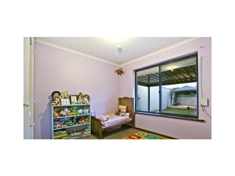 10 Maguire Crescent, Burton SA 5110