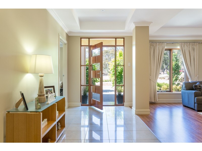 96 Lorke Road, Williamstown SA 5351