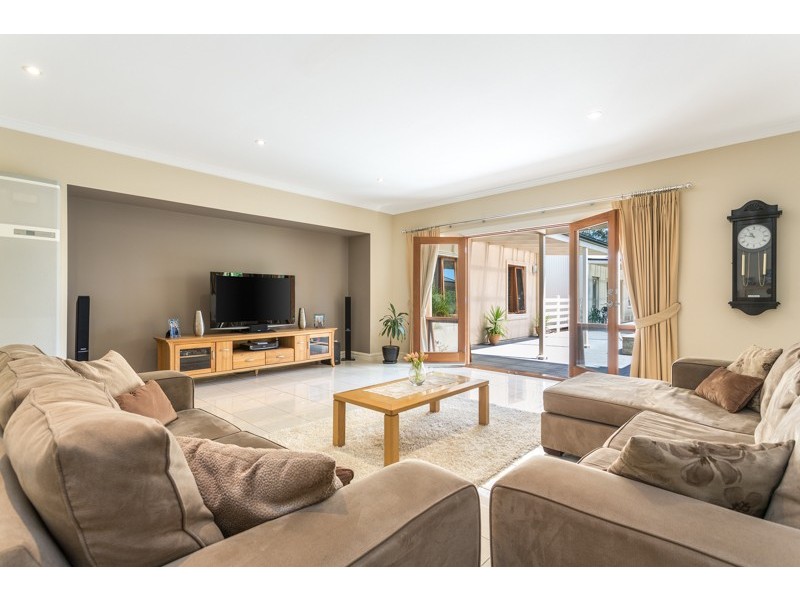 96 Lorke Road, Williamstown SA 5351