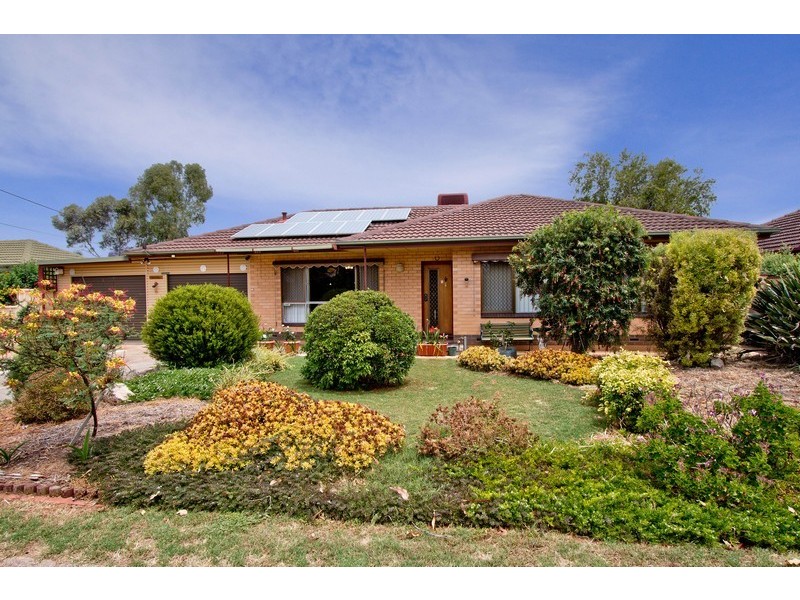 7 St Ives Drive, Parafield Gardens SA 5107