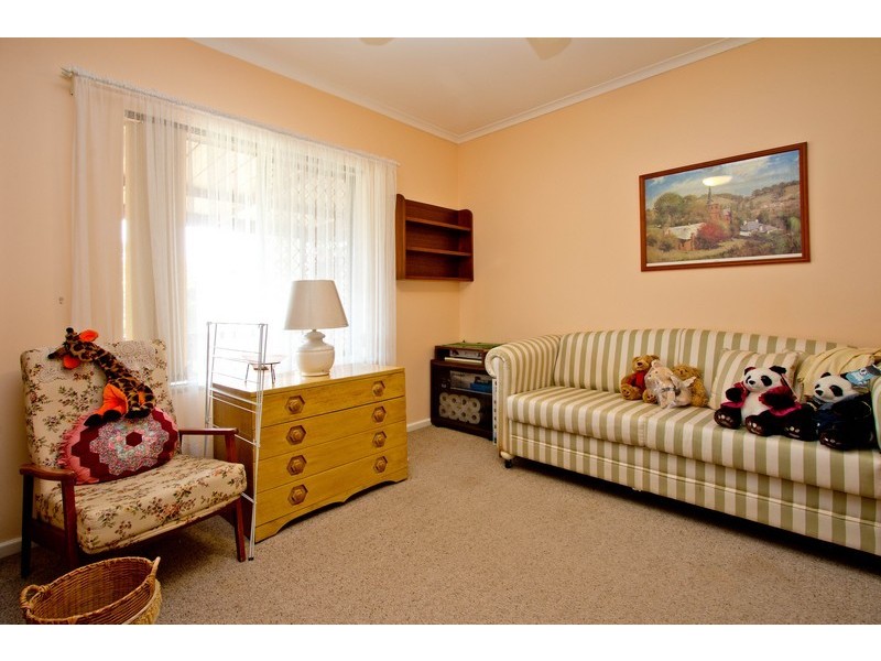 7 St Ives Drive, Parafield Gardens SA 5107