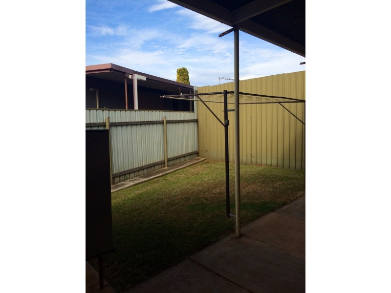 18 Hodge Road, Para Hills SA 5096
