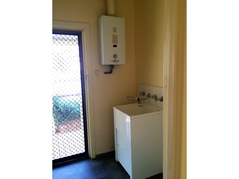 18 Hodge Road, Para Hills SA 5096