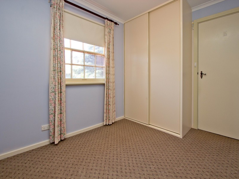 5 Hogan Street, Fairview Park SA 5126