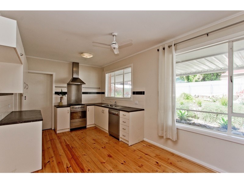 15 Cremin Street, Fairview Park SA 5126