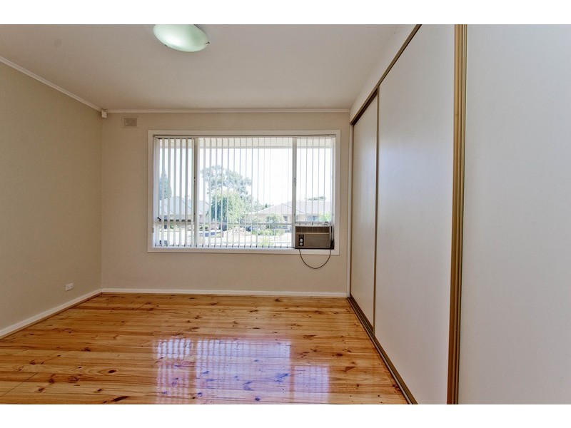 15 Cremin Street, Fairview Park SA 5126