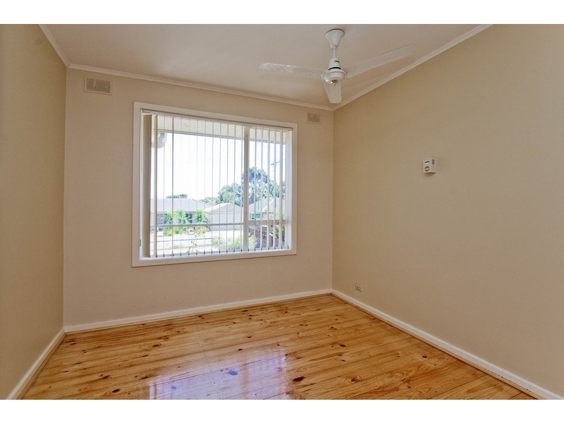 15 Cremin Street, Fairview Park SA 5126