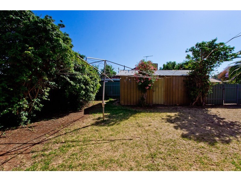 14 Clapton Street, Elizabeth Vale SA 5112