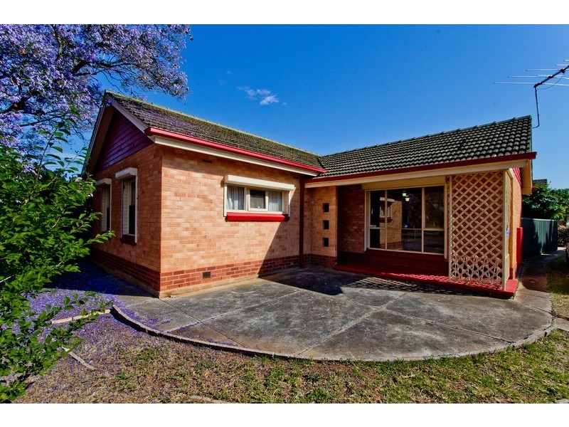 14 Clapton Street, Elizabeth Vale SA 5112