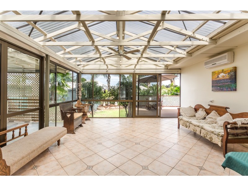 22 Dundee Road, Modbury SA 5092