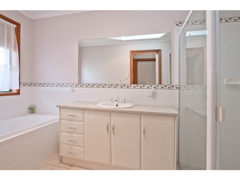 7 Mueller Drive, Evanston Park SA 5116