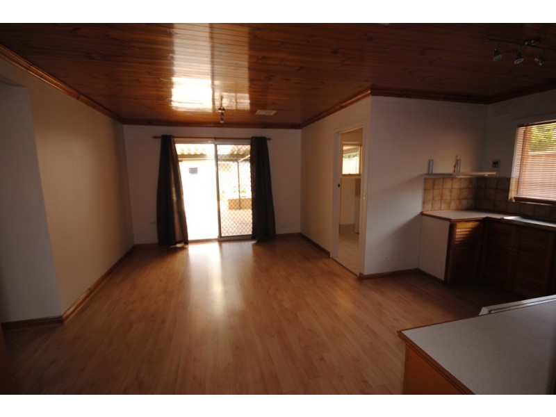5 Landal Blvd., Redwood Park SA 5097