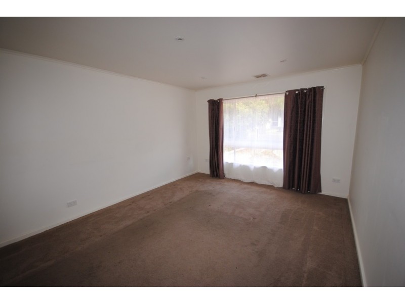 5 Landal Blvd., Redwood Park SA 5097