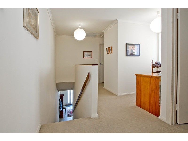 66 Hindmarsh Circuit, Mawson Lakes SA 5095