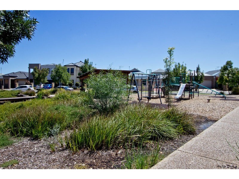66 Hindmarsh Circuit, Mawson Lakes SA 5095