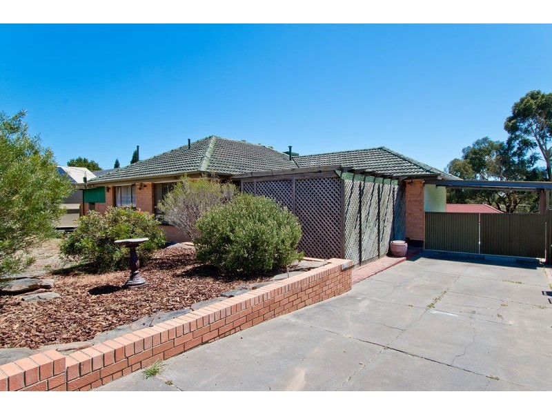 16 Cremin Street, Fairview Park SA 5126