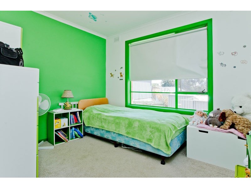 16 Cremin Street, Fairview Park SA 5126