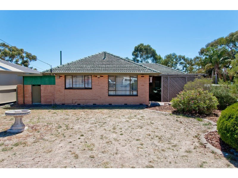 16 Cremin Street, Fairview Park SA 5126