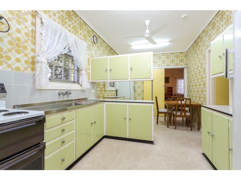 1 Jury Avenue, Rostrevor SA 5073