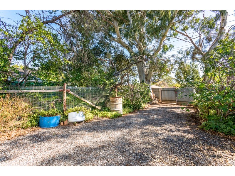 1 Jury Avenue, Rostrevor SA 5073