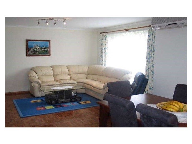 32 Sandstone Crt, Walkley Heights SA 5098