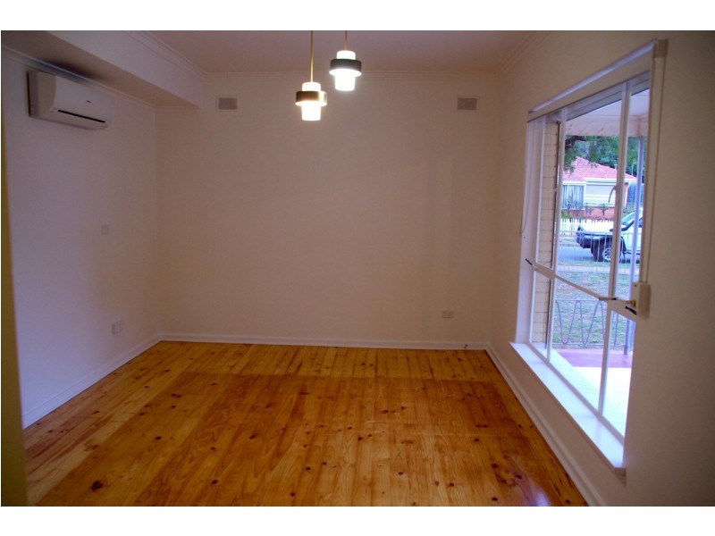 14 Clapton Street, Elizabeth Vale SA 5112