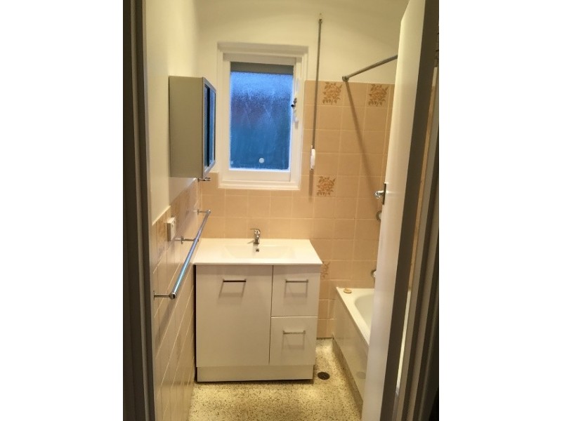 14 Clapton Street, Elizabeth Vale SA 5112