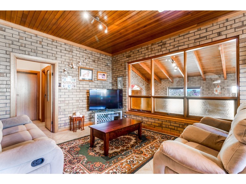 99 Milne Road, Para Vista SA 5093