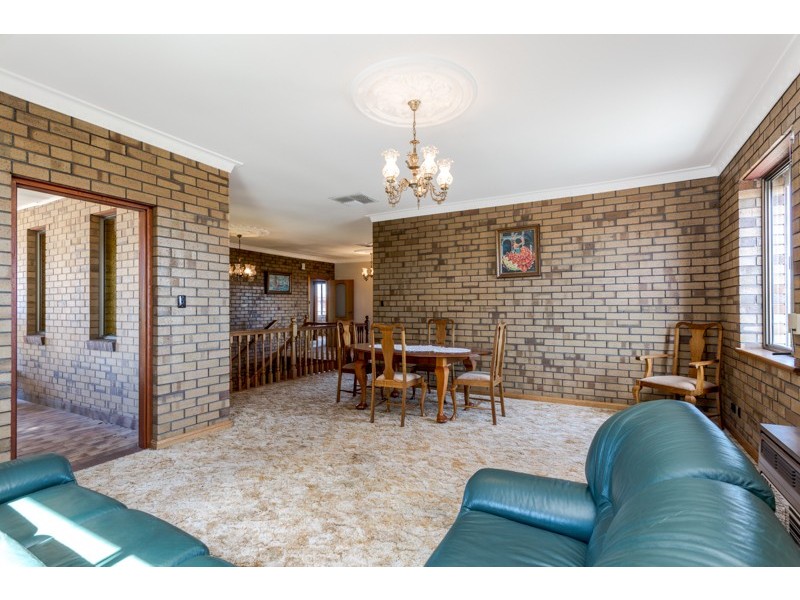 99 Milne Road, Para Vista SA 5093