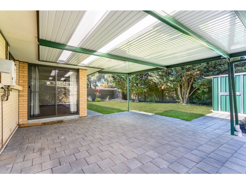 2 Minerva Crescent, Modbury Heights SA 5092