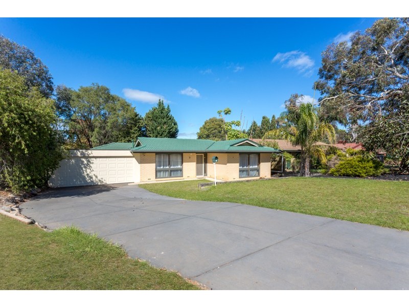 2 Minerva Crescent, Modbury Heights SA 5092