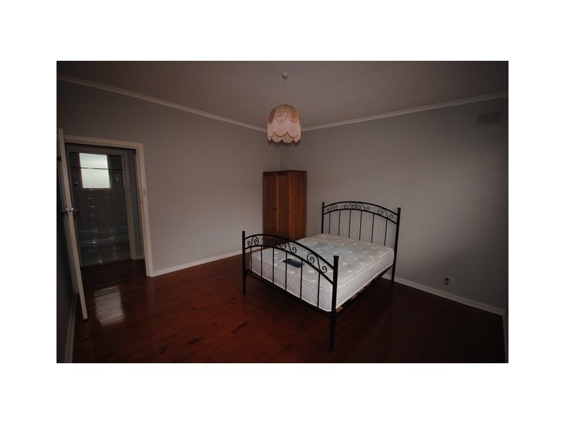 18 Fairway Street, Para Hills SA 5096