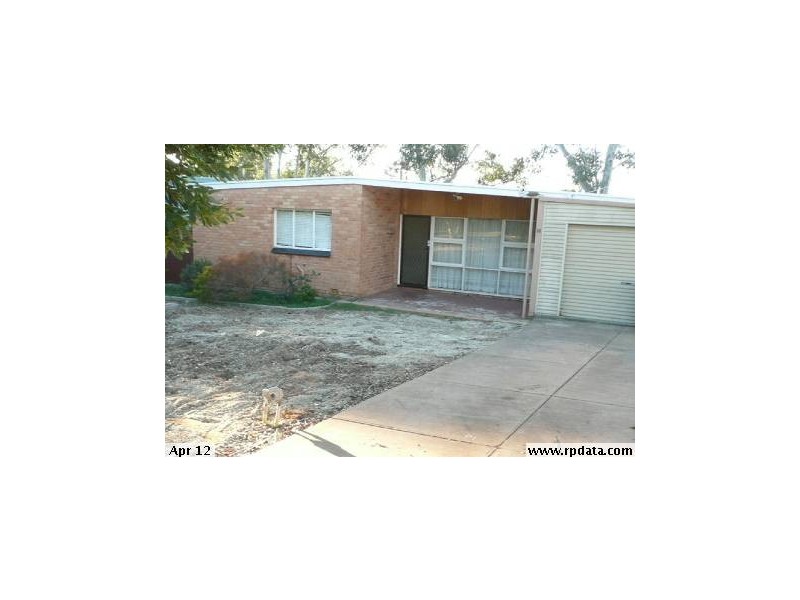 18 Fairway Street, Para Hills SA 5096