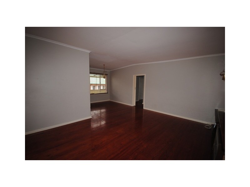 18 Fairway Street, Para Hills SA 5096