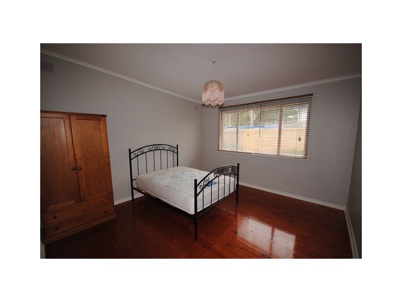 18 Fairway Street, Para Hills SA 5096