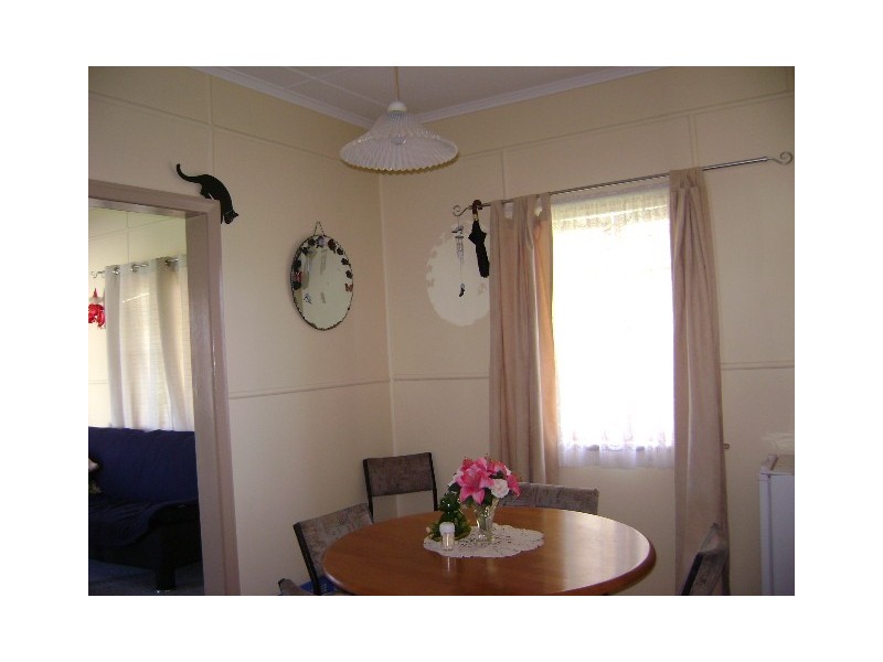 Booval QLD 4304