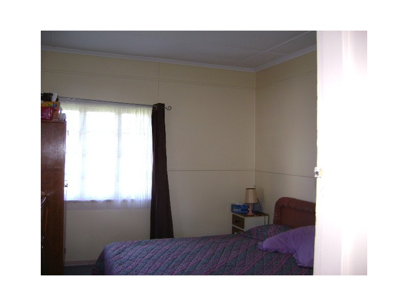 Booval QLD 4304