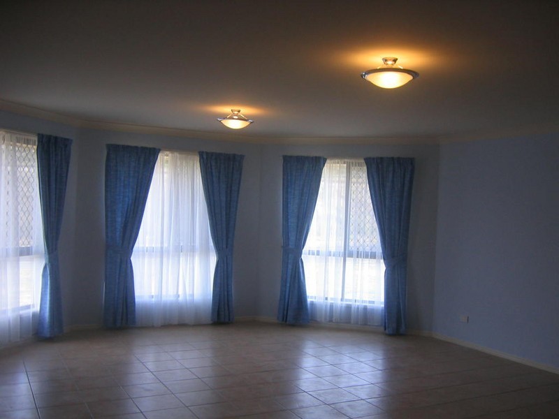 1 Jupiter Street, Wulkuraka QLD 4305