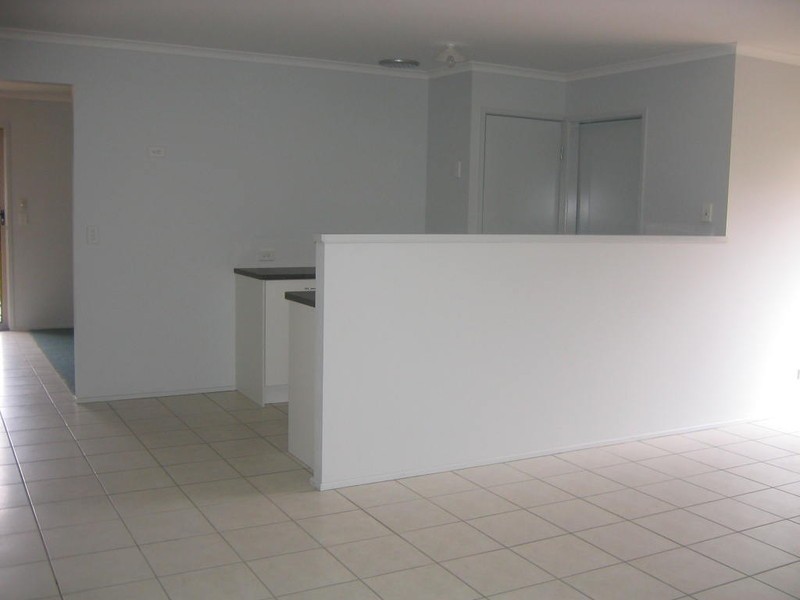 12 Des Arts Place, Wulkuraka QLD 4305