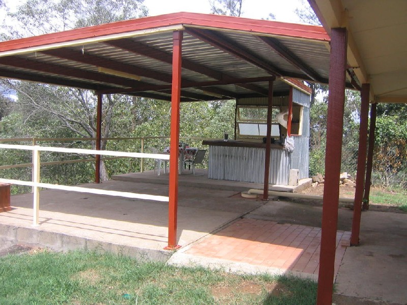 113 Velvet Street, Pine Mountain QLD 4306