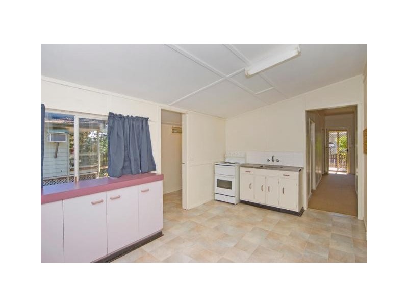 80 Woodford Street, One Mile QLD 4305