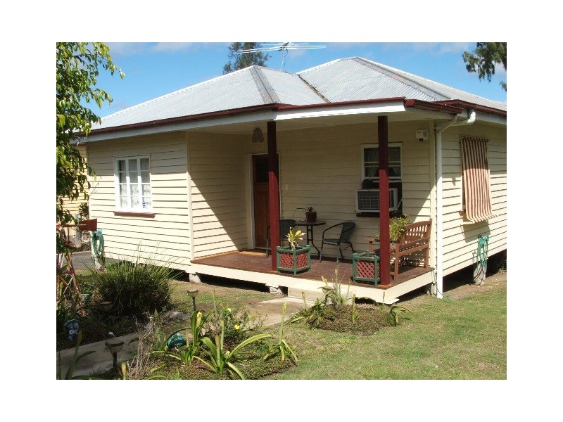 38 Stephenson Street, Sadliers Crossing QLD 4305