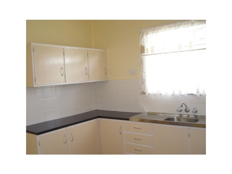 178 Glebe Road, Booval QLD 4304
