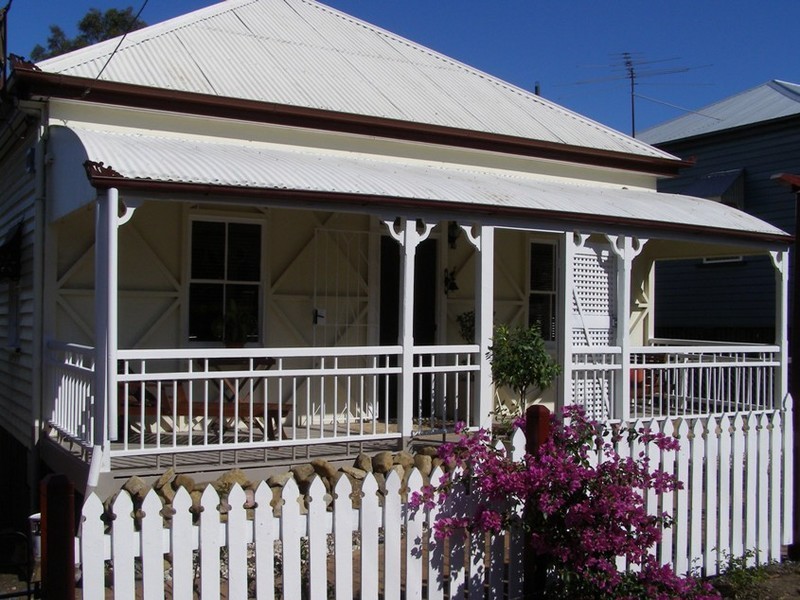 28 Park Street, Ipswich QLD 4305