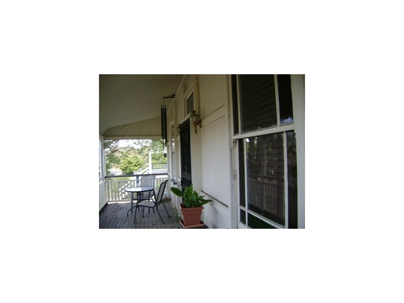 12 Bowen Street, Woodend QLD 4305