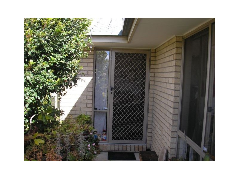 67 Selwyn Street, North Booval QLD 4304